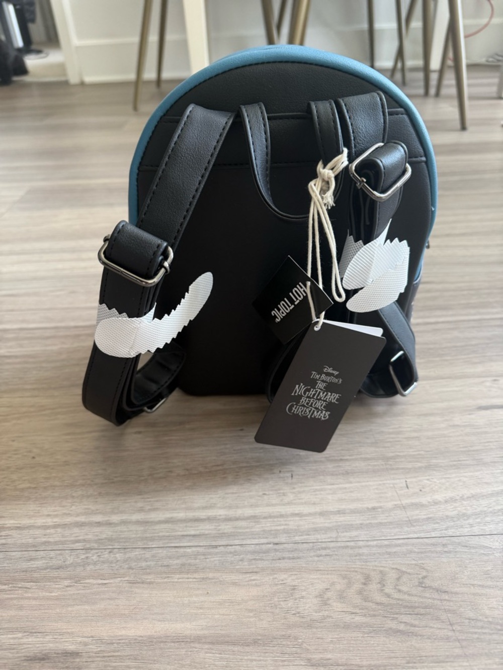 Loungefly backpack - Jack and Sally Nightmare Before Christmas - Picture 2 of 2